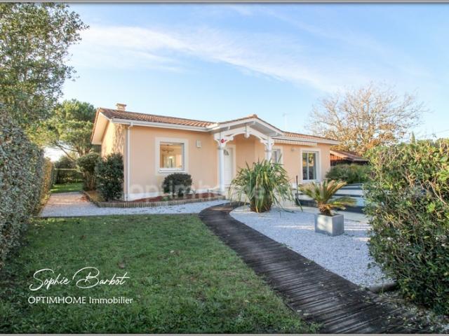 GUJAN MESTRAS – Maison familiale de plain pied avec piscine chauffée, double garage et calme absolu