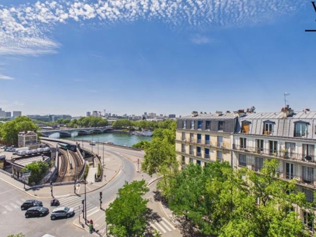 Bassin de l'Arsenal vue dégagée