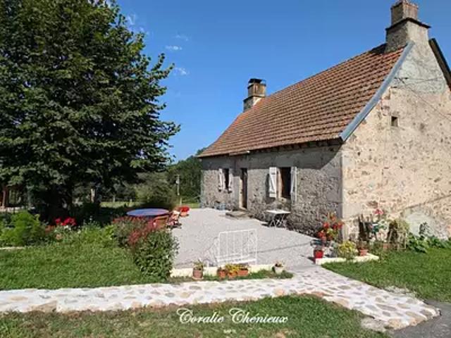 Bassignac 15240 Achat / Vente maison 3 pièces t3