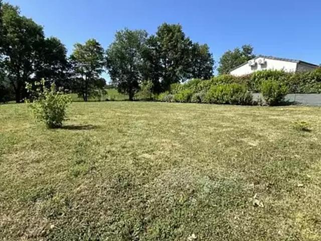 Bassillac et Auberoche 24330 Programme neuf terrain neuf à vendre