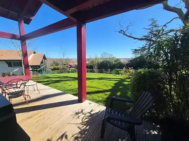 Bassussarry 64200 Achat / Vente appartement 4 pièces t4 jardin terrasse