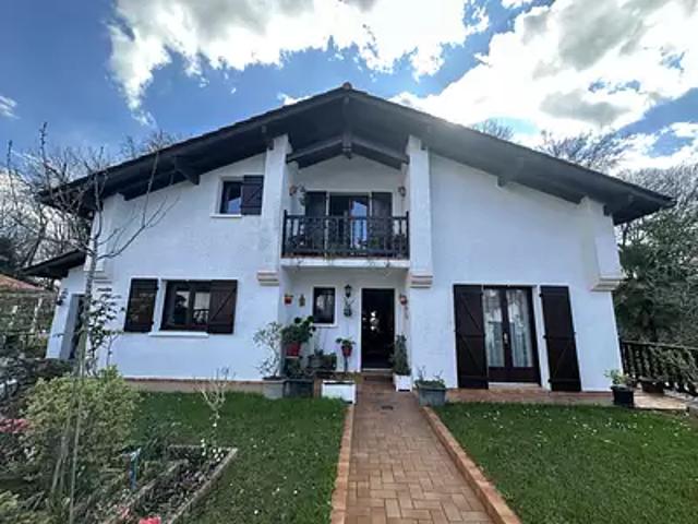 Bassussarry 64200 Achat / Vente maison 5 pièces t5