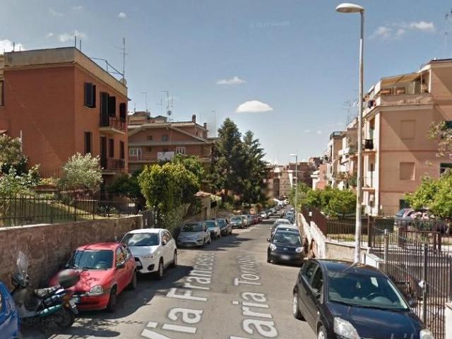 Battistini bilocale soleggiato