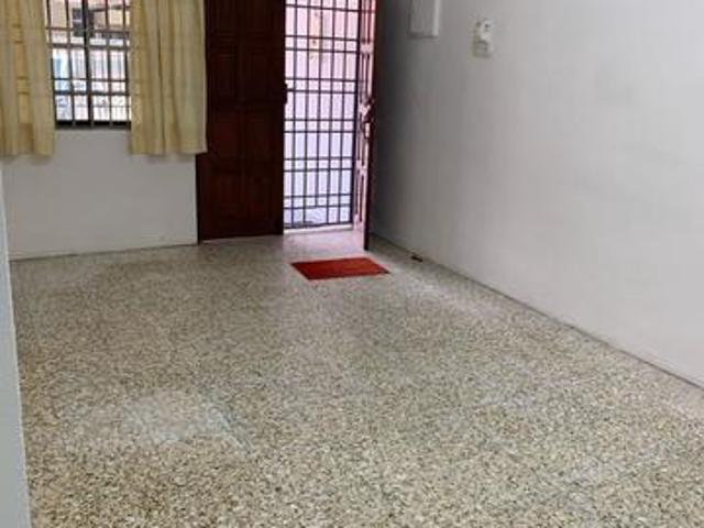 Batu Maung Taman Iping 1Storey Terrace Newly Painted 3Bedrooms