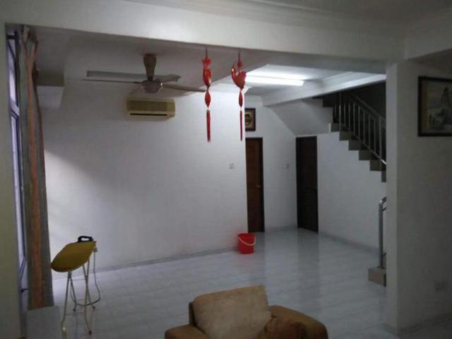 Batu Maung 2Storey SemiDetached La2400sf 4Bedrooms Renovated
