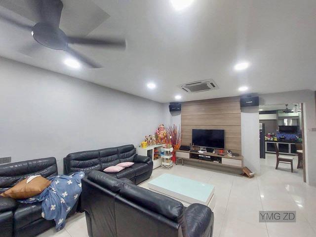 Batu Belah Klang Double Storey House For Sale