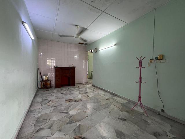 Batu Belah Klang 1 Storey House 22x75 Non Flood 4 Bedrooms Good Cond