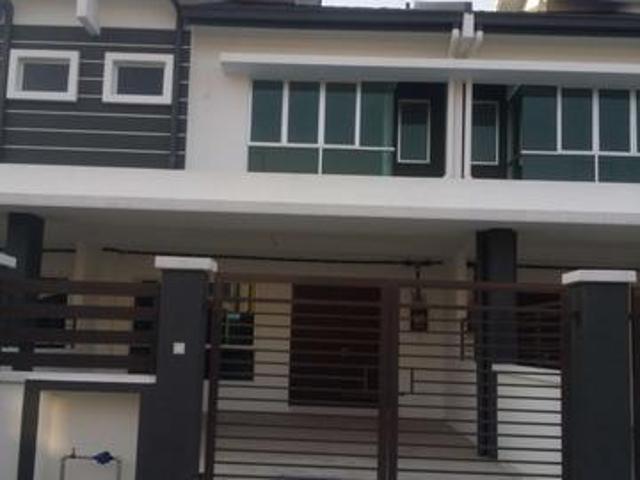 Batu Belah KLANGAs Good As NEW linked house 2 storey
