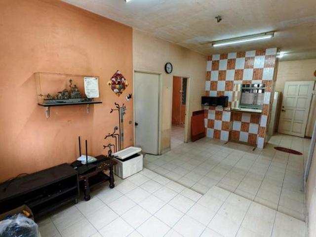 Batu Caves Putri Laksamana Apartment For Sale