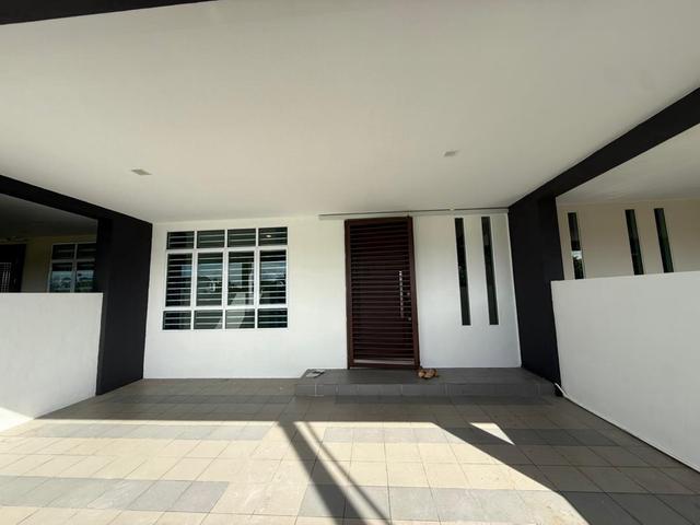 Batu kawa EResidence Double Storey Intermediate