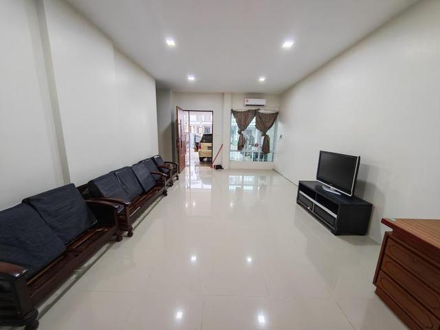 Batu Kawa Field Force Double Storey Intermediate For Sale