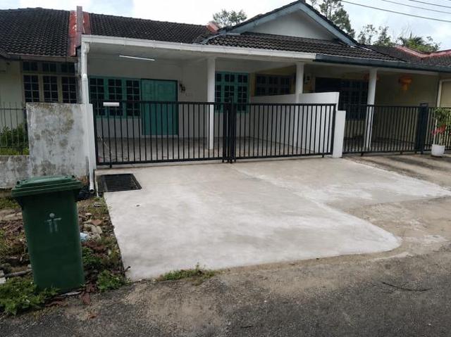 Batu Kawa Single Storey House For Sale