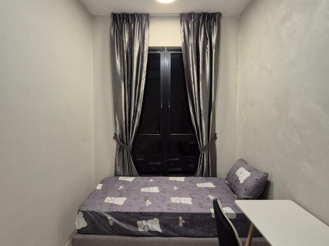 Batu Kawan Middle Room with FREE Cleaning & Wifi @ Vivo Executive Apartment