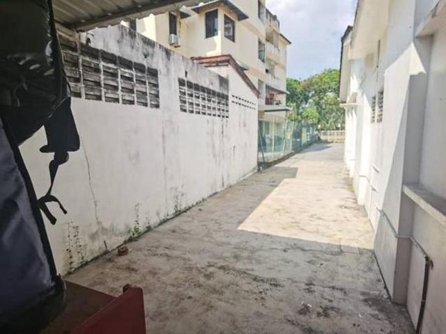 Batu Lanchang 1 Storey SemiD 5000sf big Land area Unfinished Unit