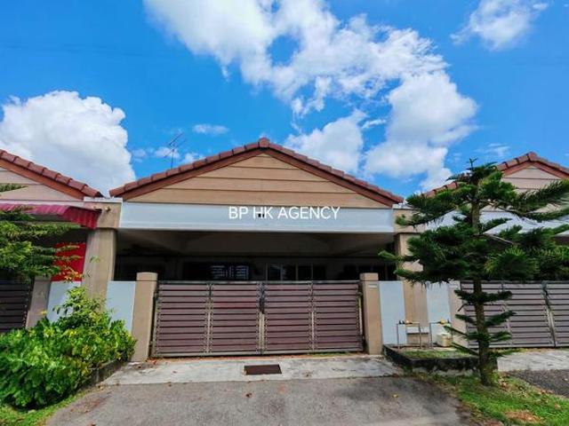 Batu Pahat Taman Pura Kencana Sri Gading Single Stores Terrace House