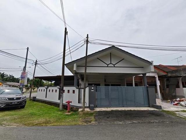 Batu Pahat Taman Pelangi Single Storey Terrace House Corner Lot