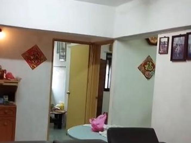 Batu uban Taman Utara Flat 560sf RENOVATED