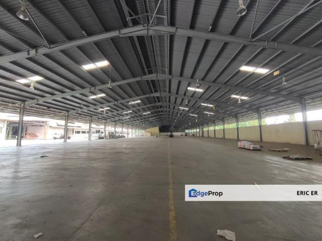 Batu 23, Kulai Light Industry Warehouse For Rent