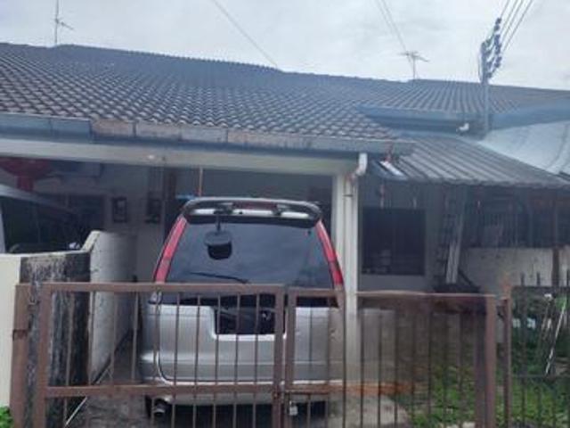 Batu 7 Tmn Kalien 1 Tingkat Tengah