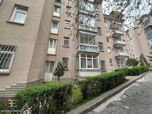 Batıkent Emlak'tan Kentkoop Mah Yapılı 3+1yüksek Giriş