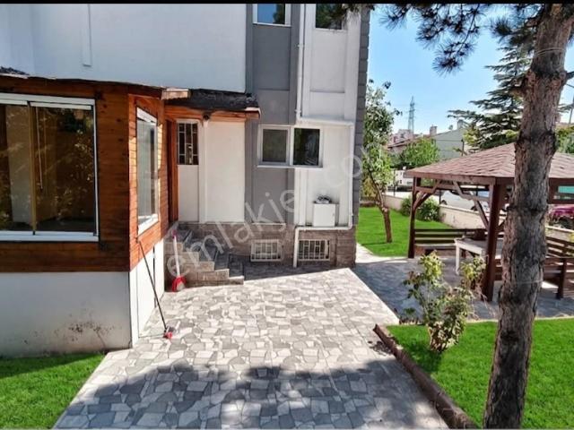 Batıkent İlkyerleşim Mah.köşe Başı Mustakil Satılık Tripx.