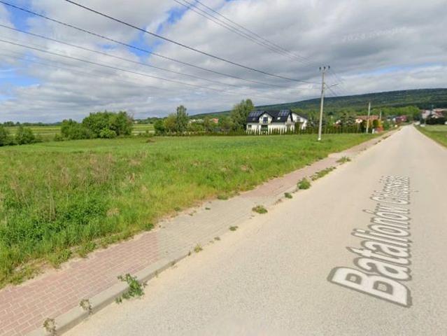 Batalionów Chłopskich 1 800 m², Bieliny