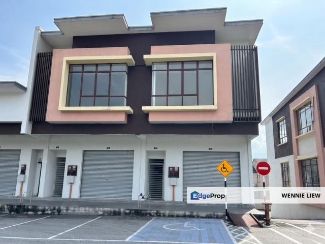 Batang Kali 2 1/2 storey shoplot For Rent
