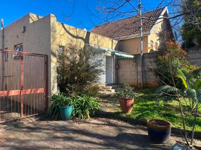 batchelor cottage available immediately