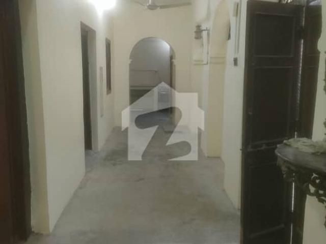 Bath island ground floor portion available for rent