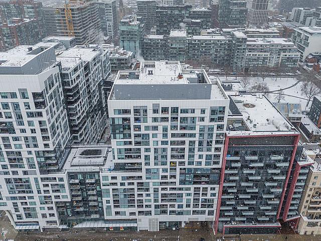 Bathurst/front For Sale!