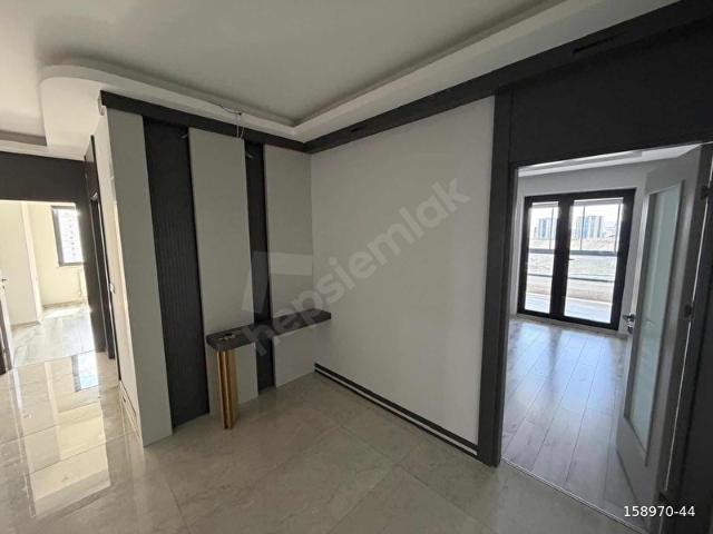 BATIMAHAL BAŞPINAR SİTESİN'DE SATILIK 4.5+1 DAİRE