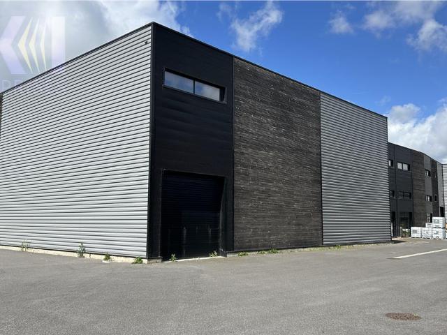 Bâtiment à vendre Bouloc Proche péage Eurocentre A62