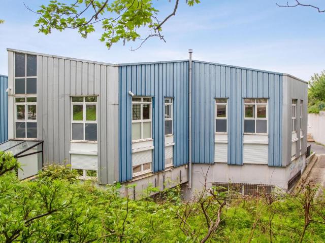 Bâtiment Commercial
