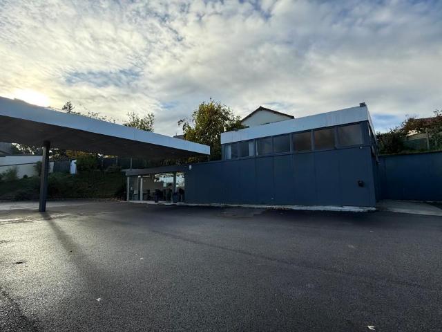 Bâtiment d'activité à vendre Fontenay le Fleury 1 100 m²