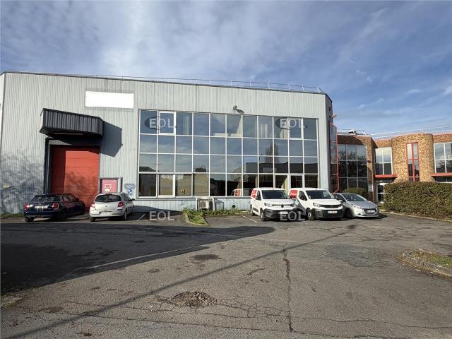 Bâtiment d'activités à vendre Le Plessis Bouchard Divisible