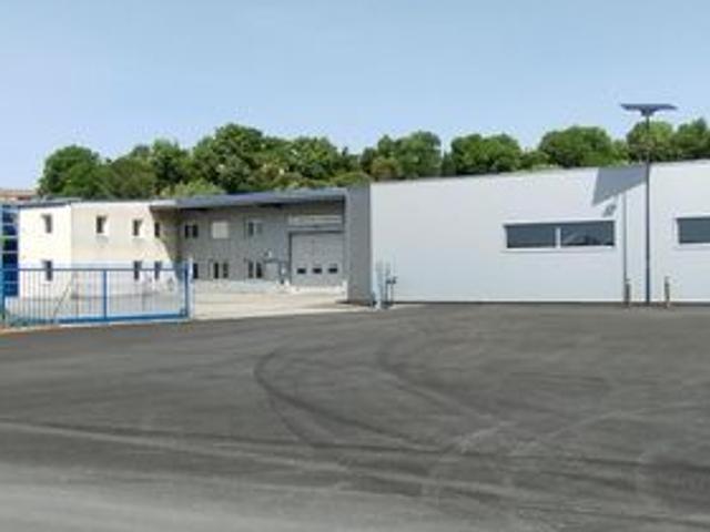 Batiment industriel de 810 m2 Saint Donat Sur L'Herbasse