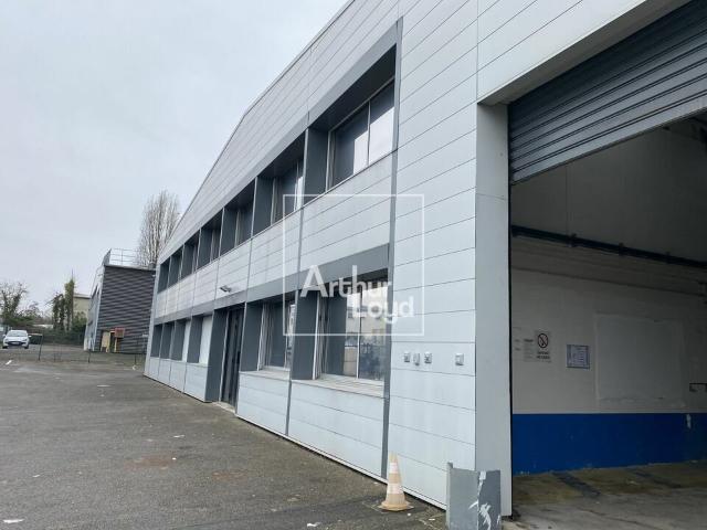 Bâtiment indépendant à vendre Morangis Proche RER C