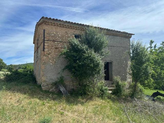 Bâtiment rural de 3 pièces d'environ 118,5 m² à Puimichel