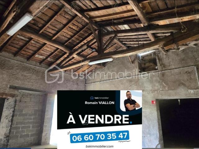Bâtiment/DEPOT/GARAGE/MAISON