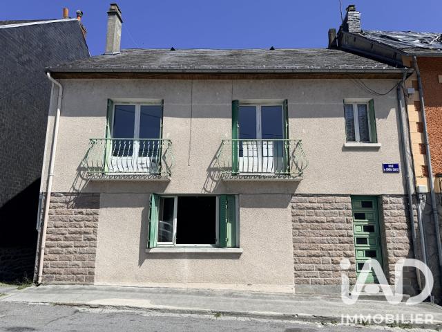 Bâtiment/immeuble 160 m²