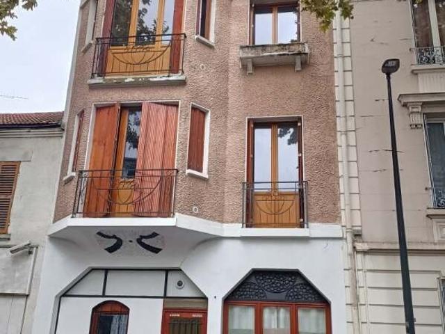 Bâtiment/immeuble 166 m²