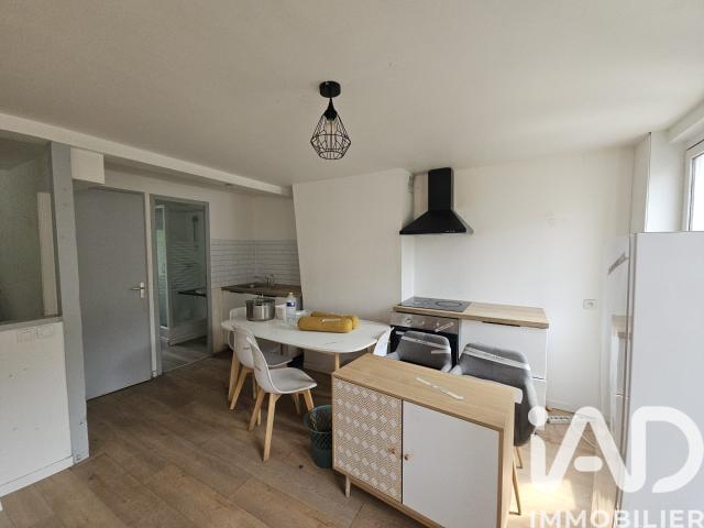 Bâtiment/immeuble 100 m²