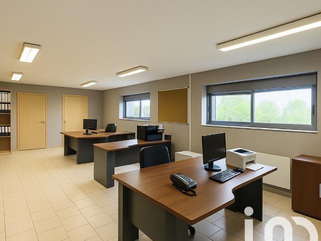 Bâtiment/immeuble 1 000 m²