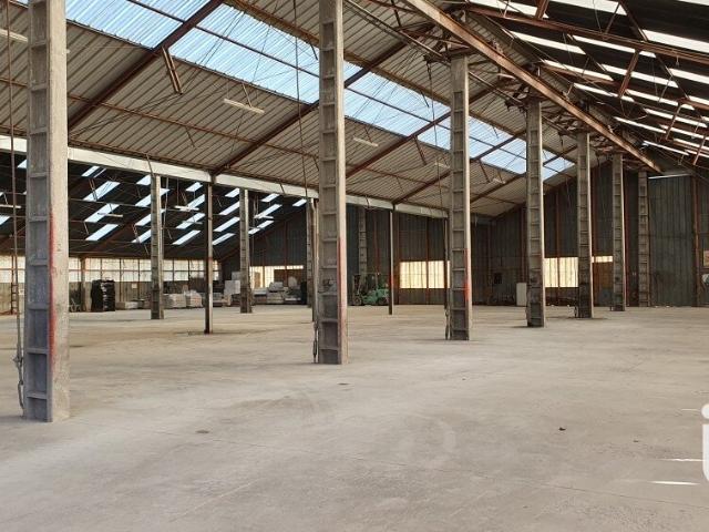 Bâtiment/immeuble 1 760 m²