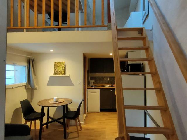 Bâtiment/immeuble 1 pièce 107 m²