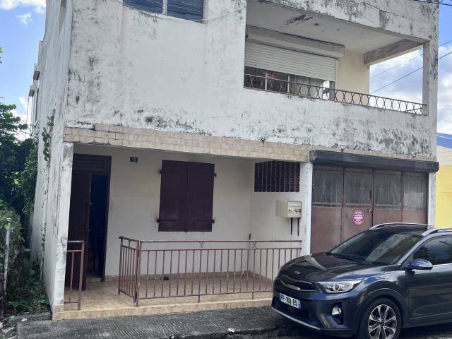 Bâtiment/immeuble 250 m²
