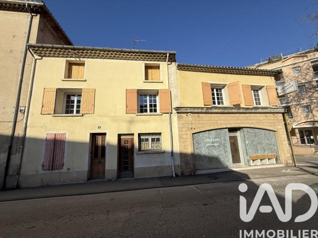 Bâtiment/immeuble 270 m²