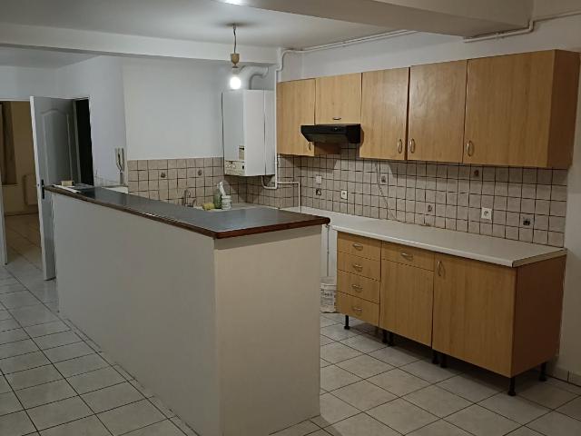 Bâtiment/immeuble 200 m²