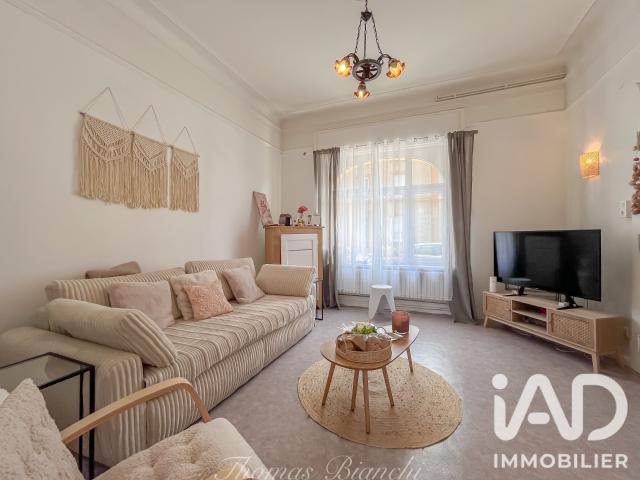 Bâtiment/immeuble 227 m²
