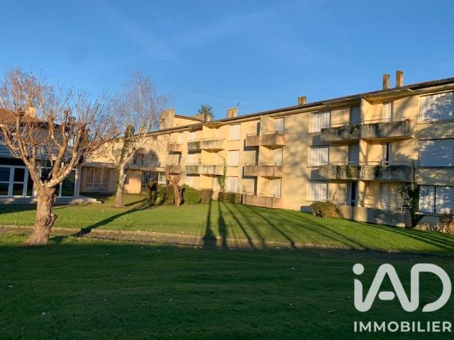 Bâtiment/immeuble 2 200 m²